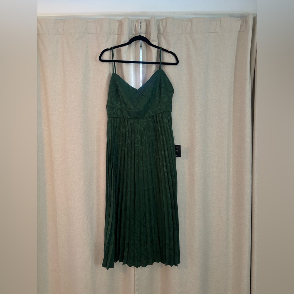 Green strapless dress. New, never worn, with tags.